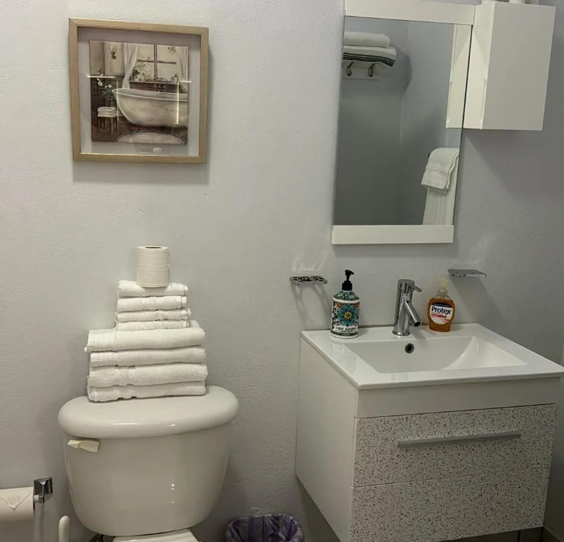 סלינס Playa Apartments